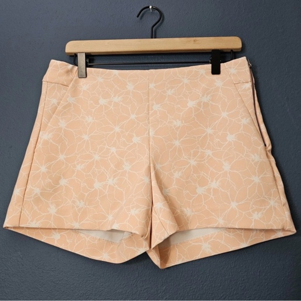 Banana Republic - Floral High Rise‎ Shorts